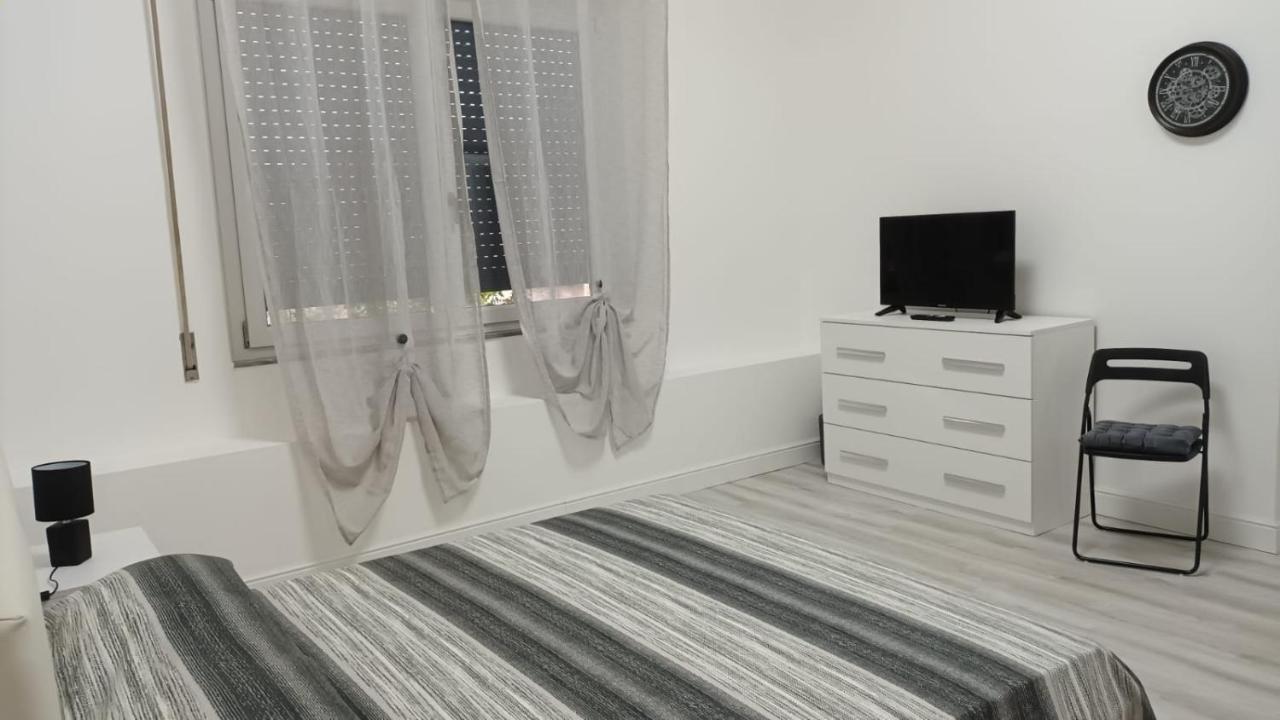 La Laguna Rooms Sant'Antioco Exterior photo